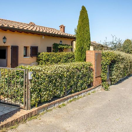 Noi 2 Vacanze - Il Nido Di Gina Contignano Exterior photo