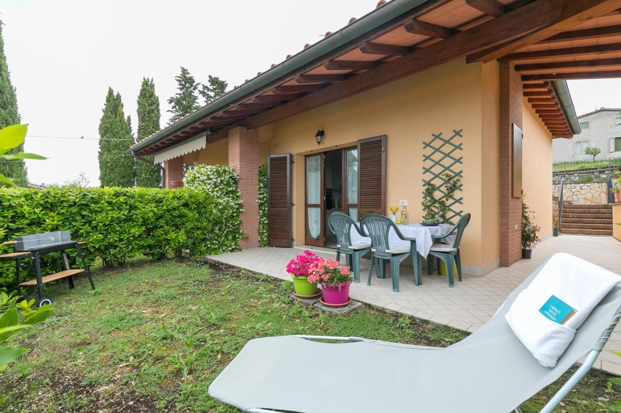 Noi 2 Vacanze - Il Nido Di Gina Contignano Exterior photo