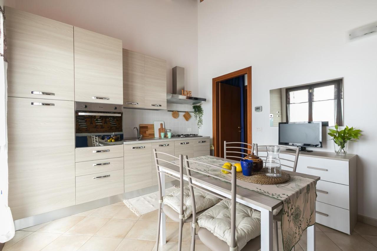 Noi 2 Vacanze - Il Nido Di Gina Contignano Exterior photo